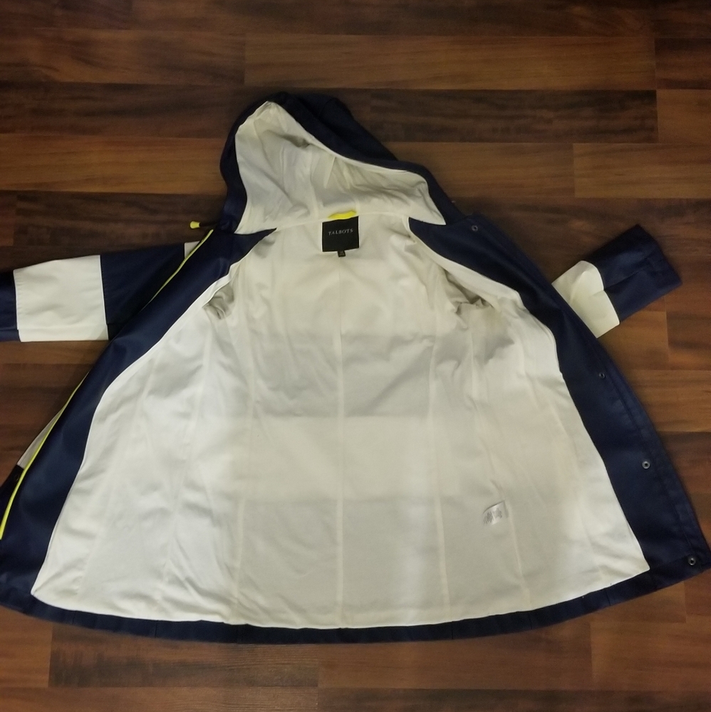 Talbots Raincoat - Picture 9 of 9